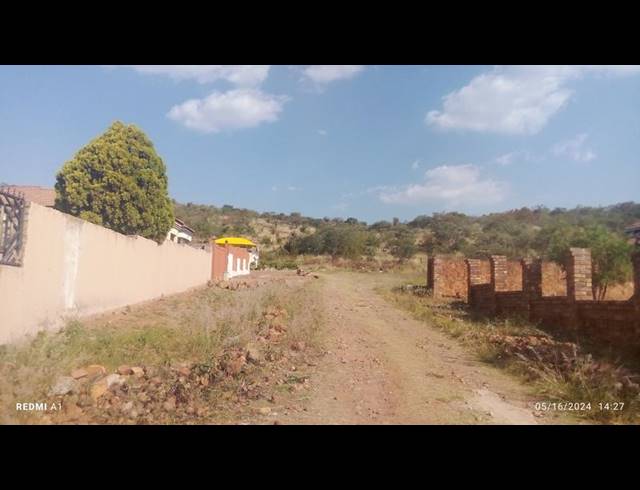 LAND FOR SALE IN MABOPANE UNIT M